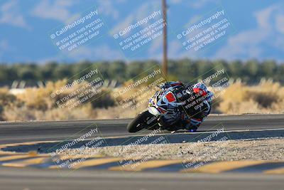 media/Dec-07-2024-CVMA (Sat) [[21c5f1ef85]]/Race 12-Supersport Middleweight/